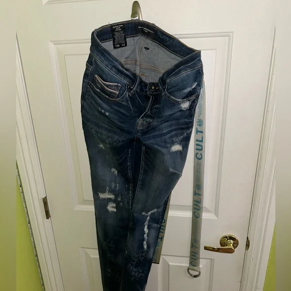 Cult of Individuality, Size 29W 32L, comes with belt and tags. Worn 5 times